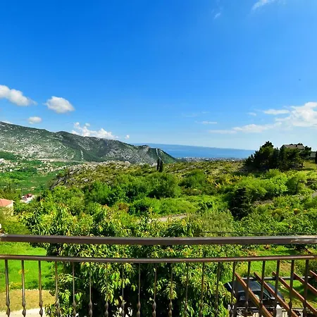 Kambia Villa
