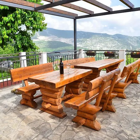 Kambia Villa *