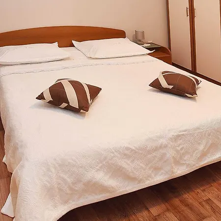 Kambia Villa Klis