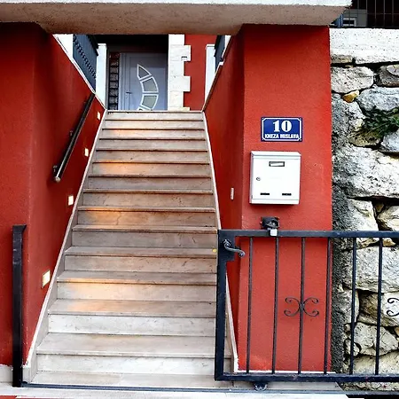 Kambia Villa Klis